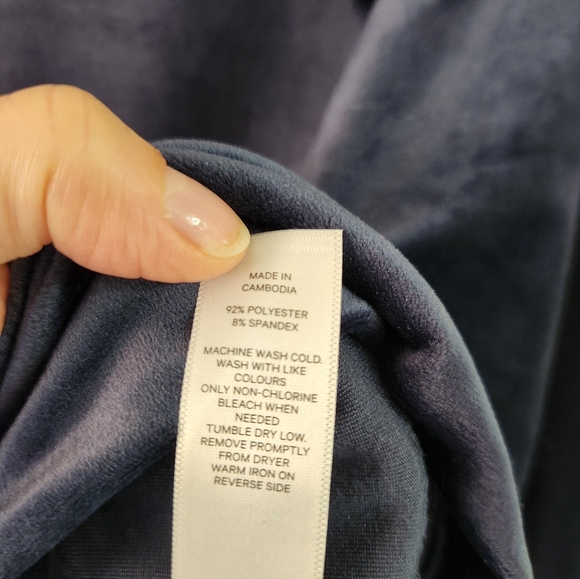 Blue Velvet Top - Picture 6 of 7